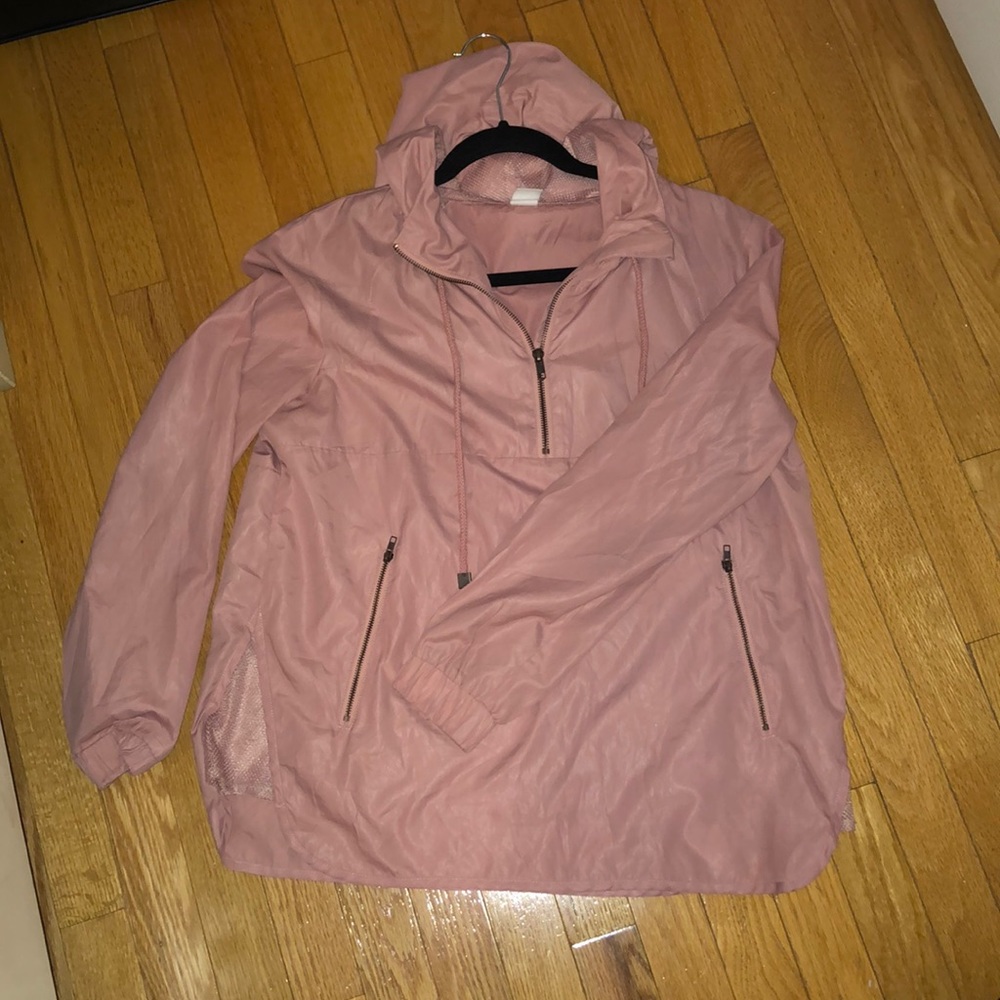 Me to We Light pink pullover